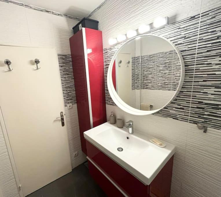 Appartement Confort Avec Balcon - Champigny Екстер'єр фото