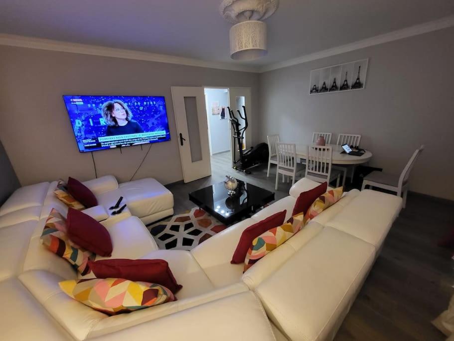 Appartement Confort Avec Balcon - Champigny Екстер'єр фото